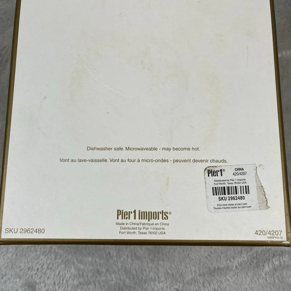 Pier 1 Imports Christmas Holiday Appetizer Plates Set of 4 Unused in Open Box